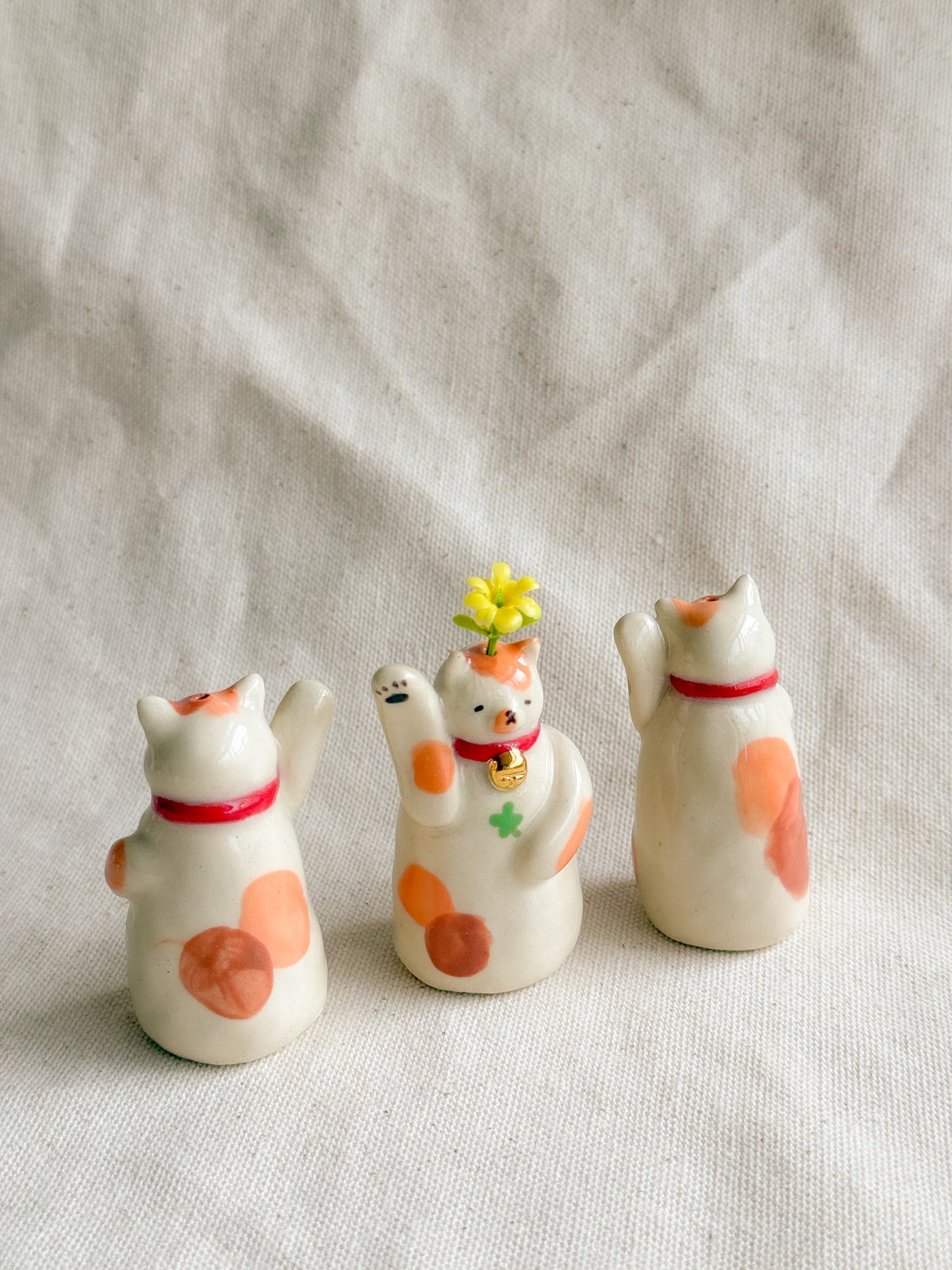 Goodluck Kitty Ceramic Desk Buddy