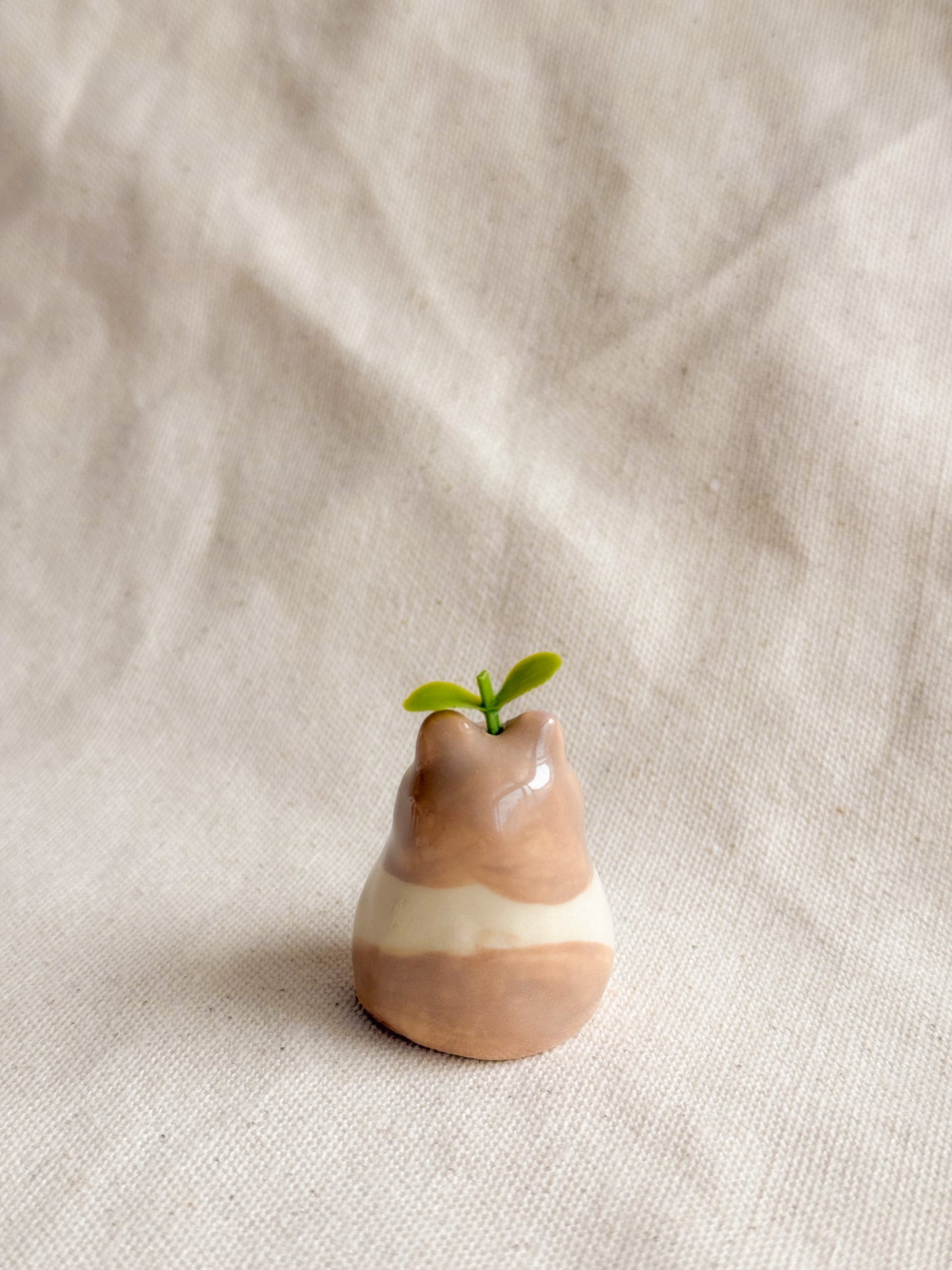 Banded Hamster Ceramic Desk Buddy