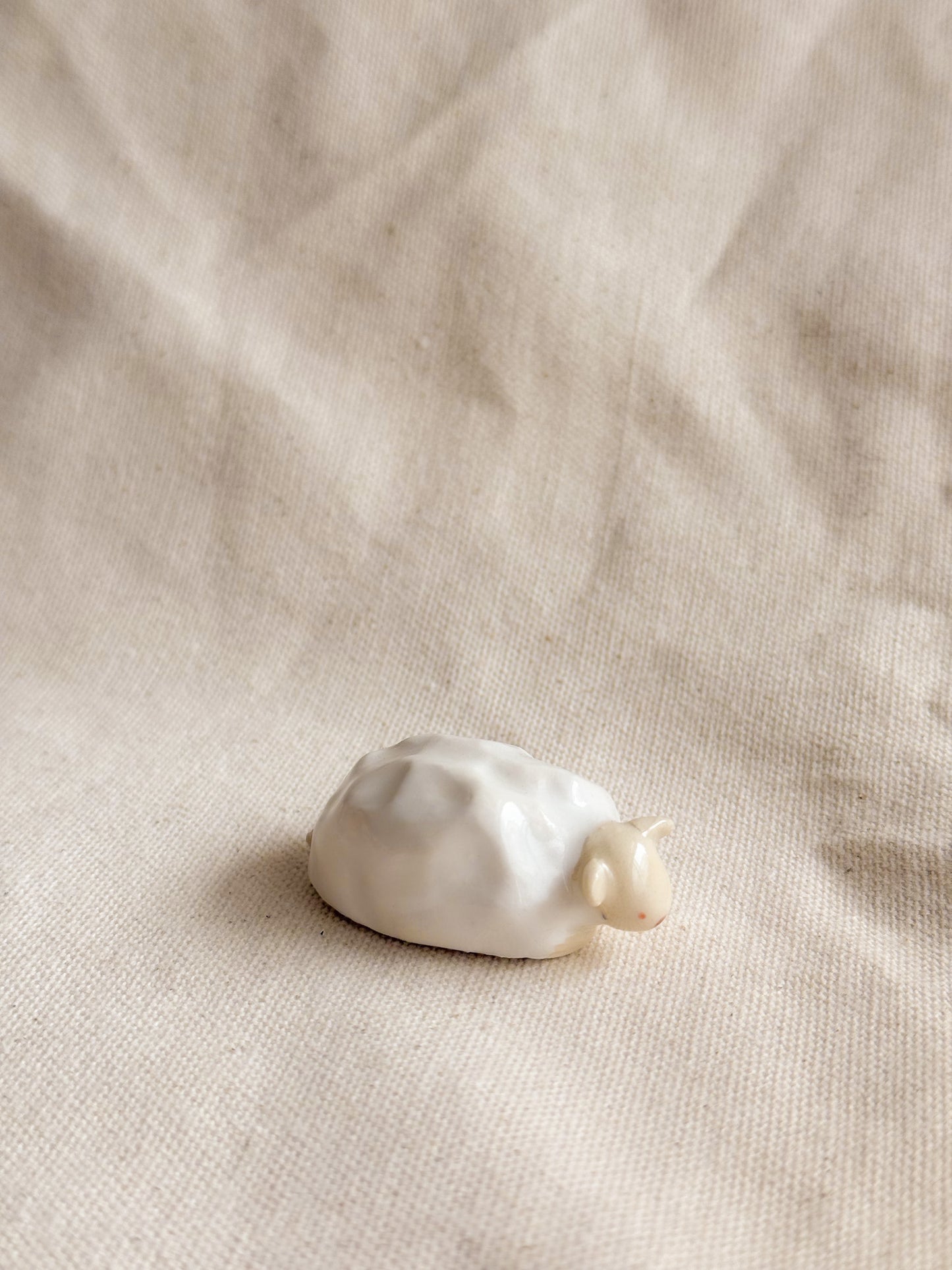 White Sheep Ceramic Desk Buddy