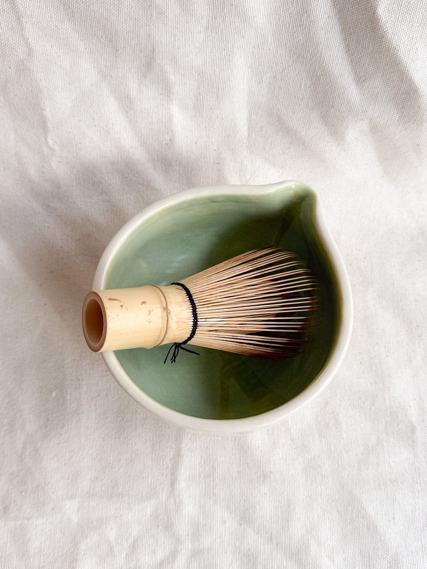 [PREORDER] Clover Cat Matcha Bowl + Whisk Holder
