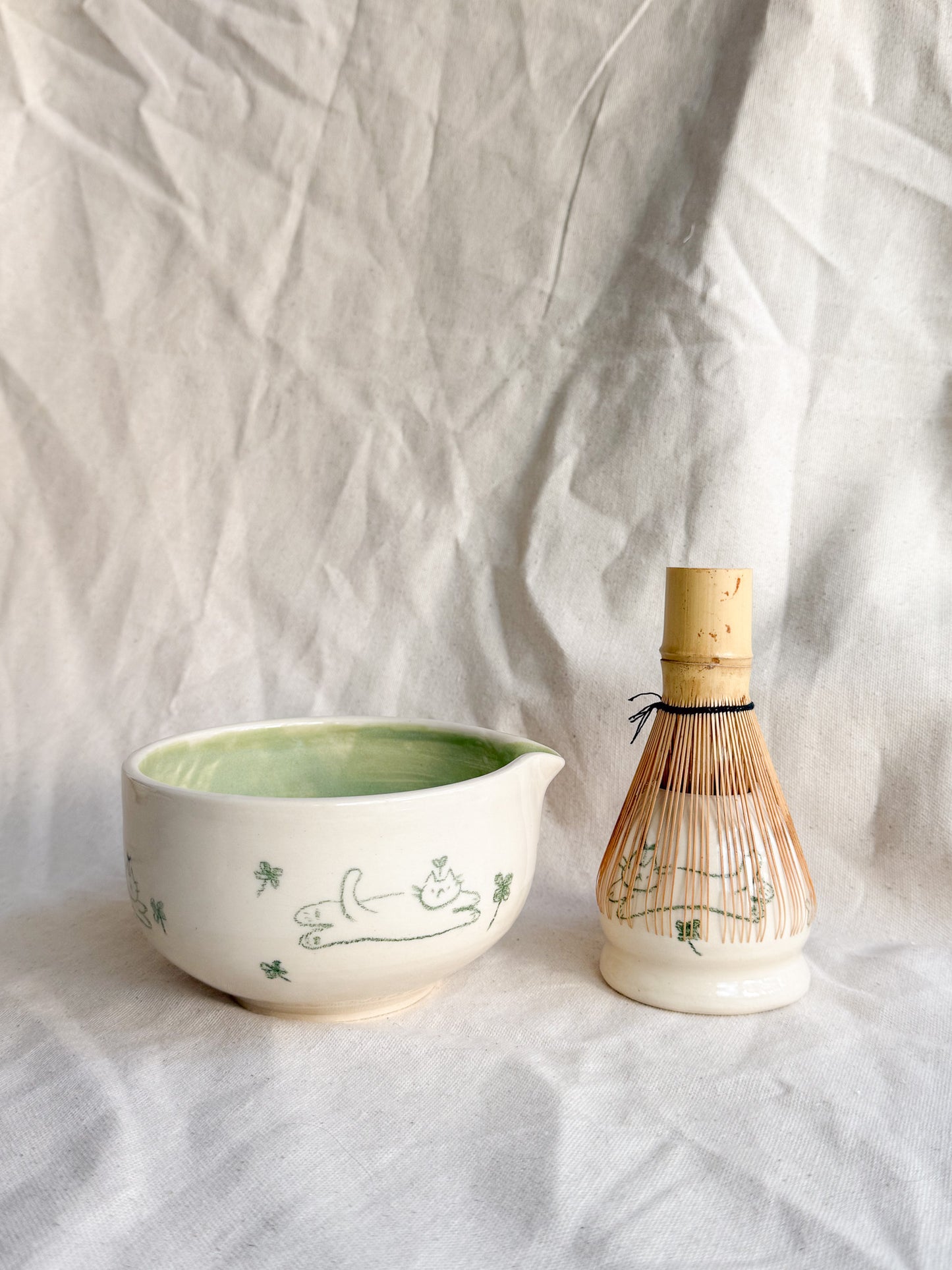 [PREORDER] Clover Cat Matcha Bowl + Whisk Holder