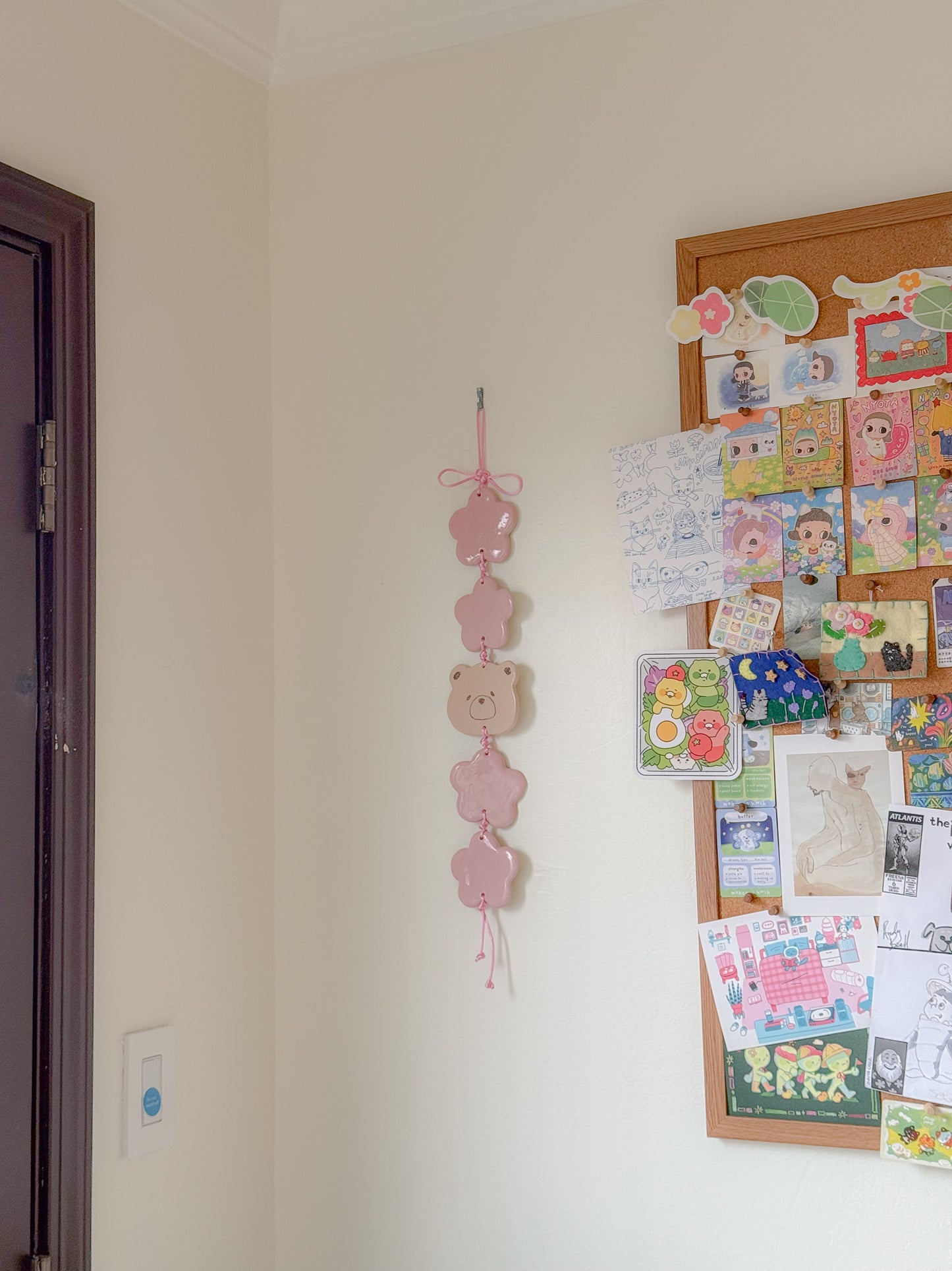 Flower Woody Ceramic Wall Hanging