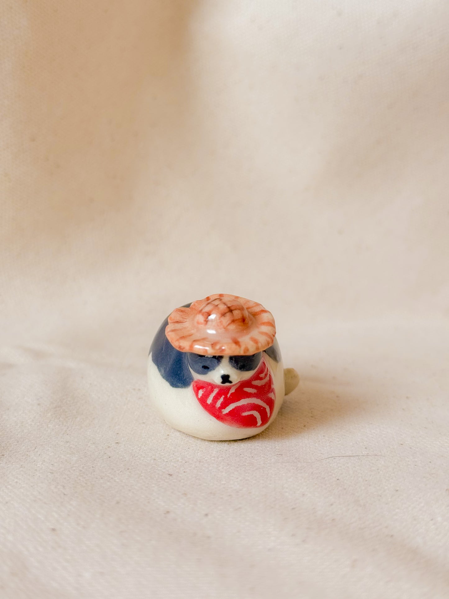 Meowdy Partners Ceramic Desk Buddy