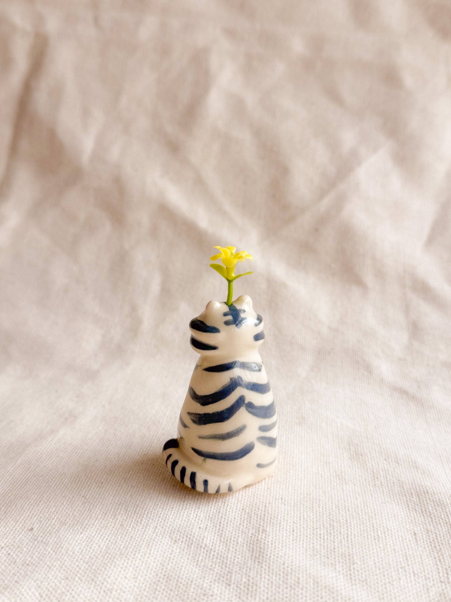 Sitting Tiger Ceramic Desk Buddy