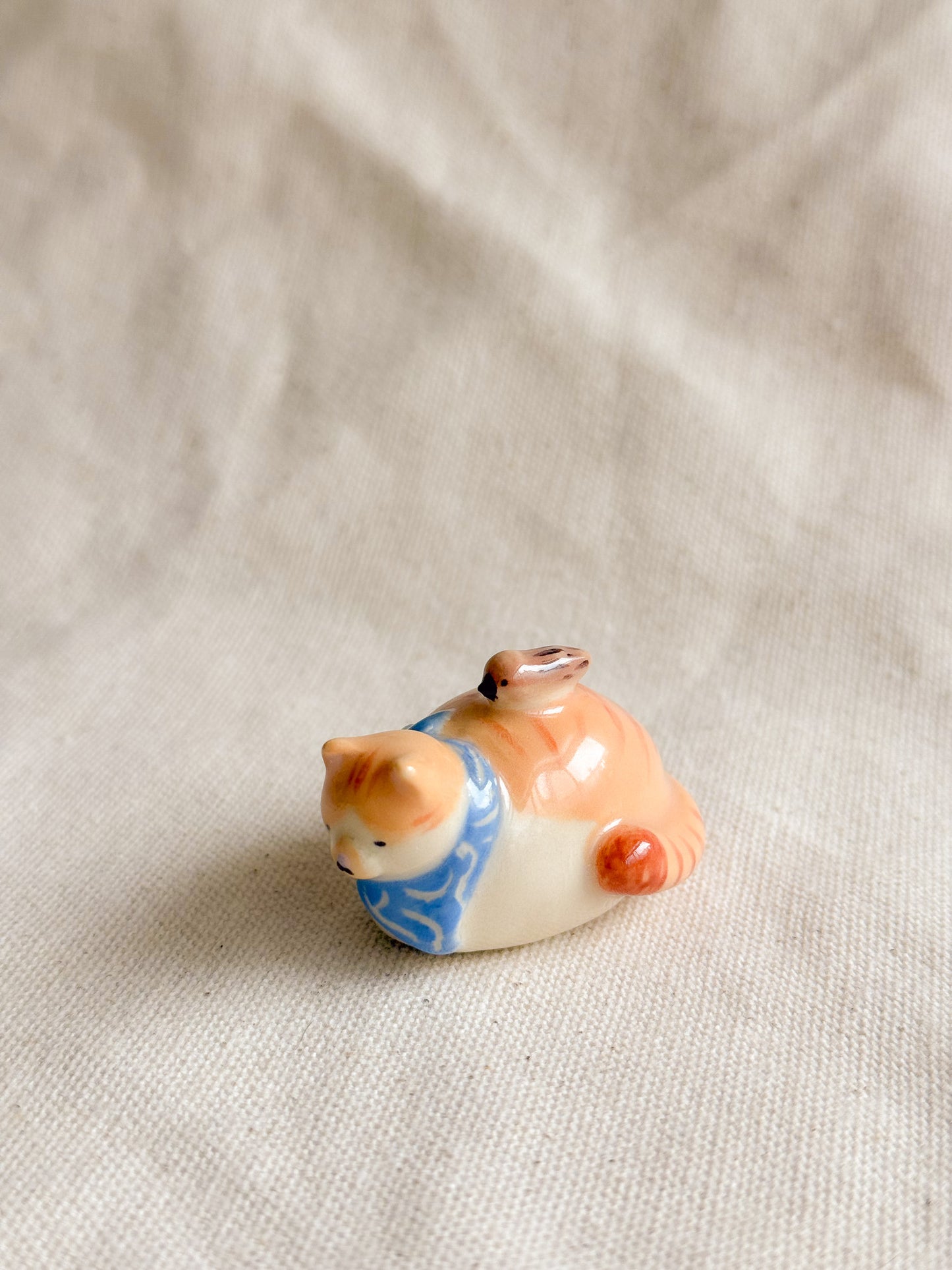 Cat and Sparrow Ceramic Desk Buddy