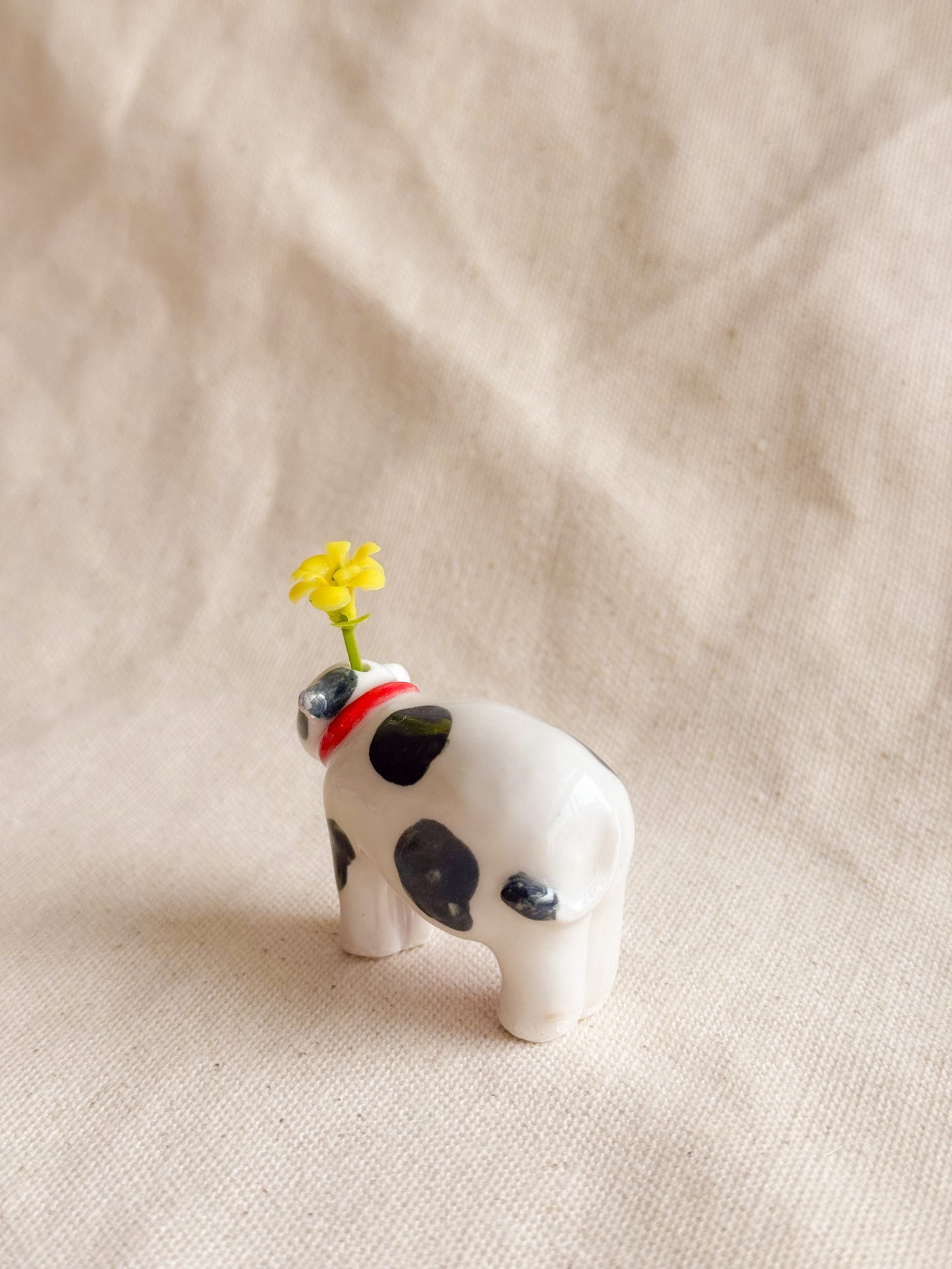 Cute Cow Ceramic Desk Buddy