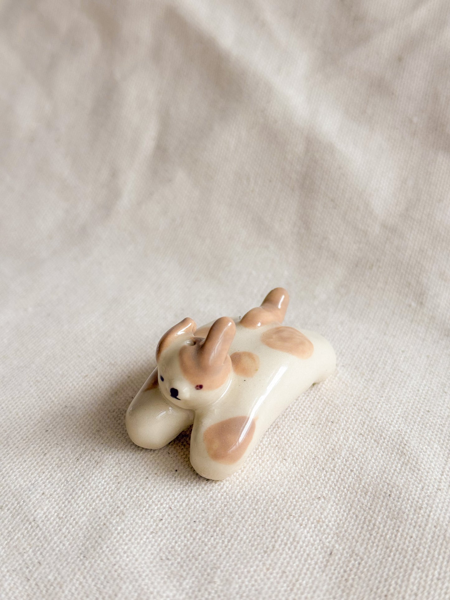 Running Doggy Ceramic Desk Buddy