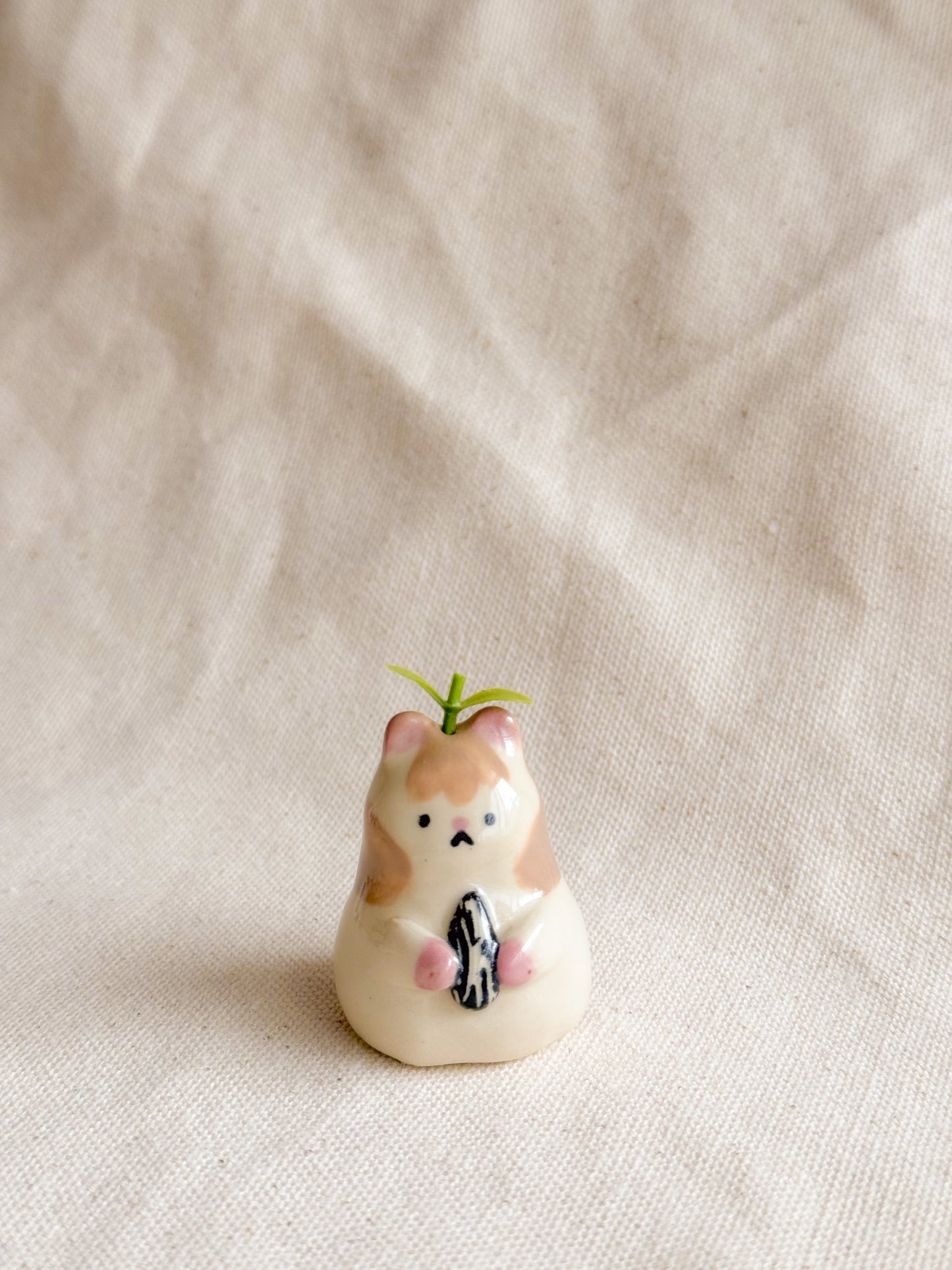 Banded Hamster Ceramic Desk Buddy