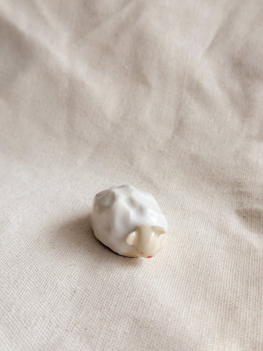 White Sheep Ceramic Desk Buddy
